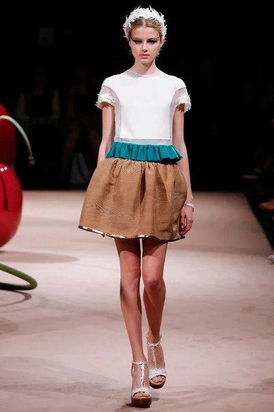 Look 22